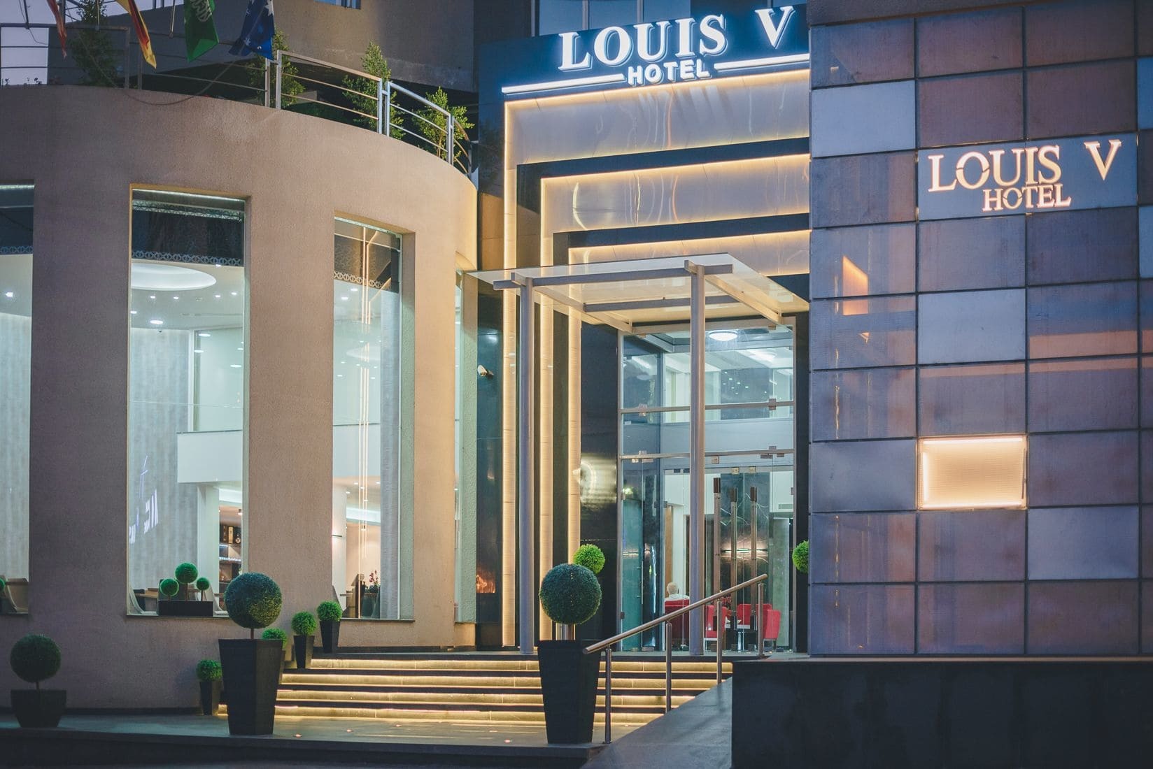 Louis V Hotel Beirut Esterno foto